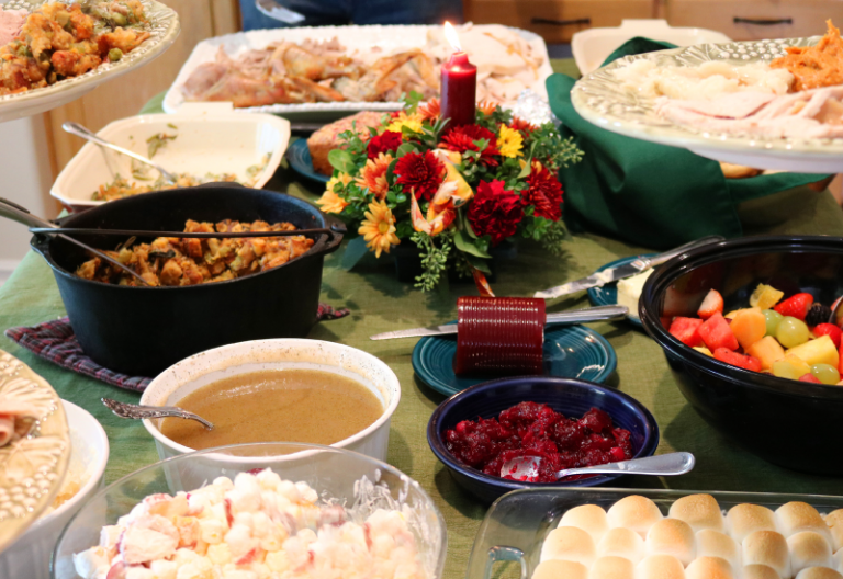 How to plan the perfect potluck MiraGas