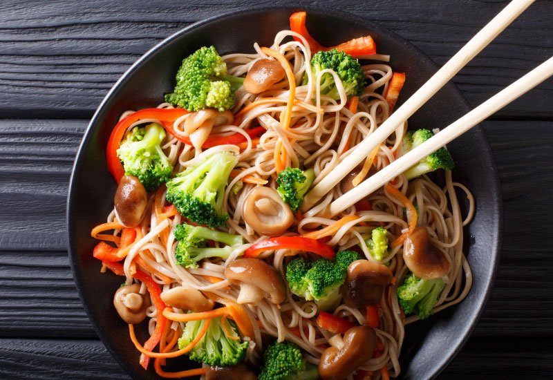 simple-stir-fried-soba-noodle-miragas